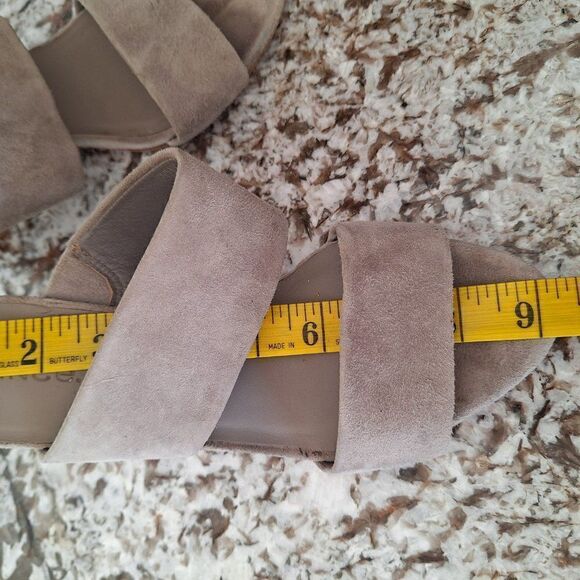 Vince Suede Sandal Block Heel Slip On  Gray‎ Open Toe  size 6.5 US - Picture 10 of 10